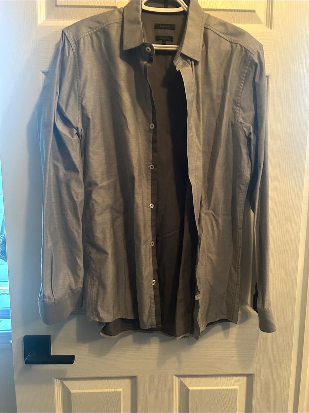 Banana Republic Men’s Long-Sleeve Shirt in Light Gray